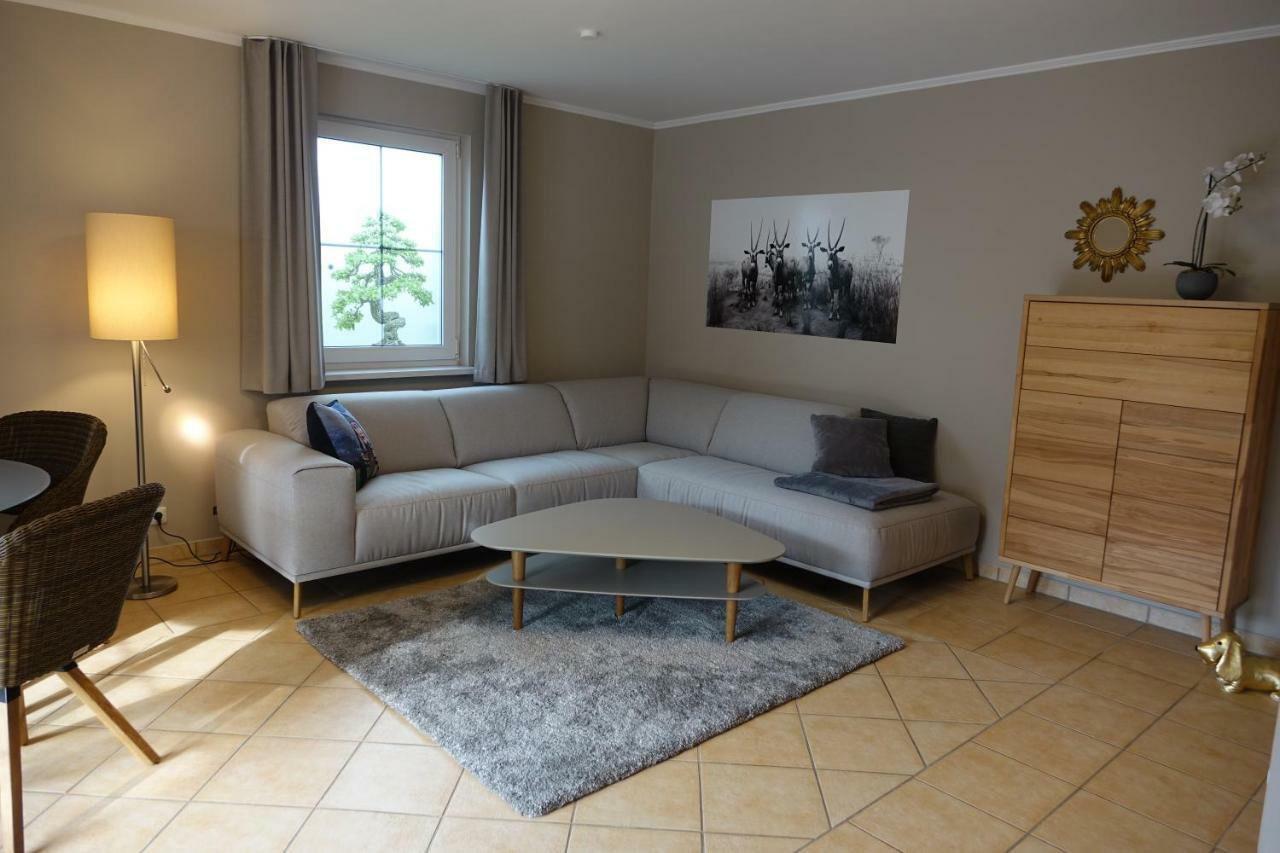 Moderne Ferienwohnung In Potsdam, Sehr Komfortabel, Ruhige Lage ภายนอก รูปภาพ